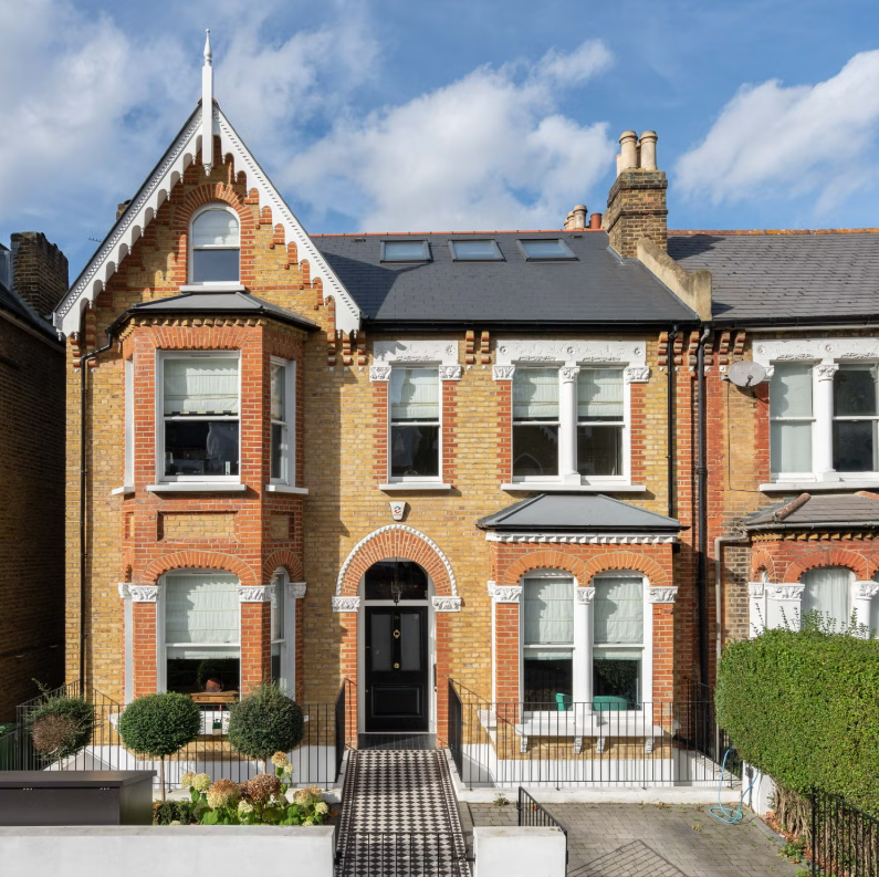 8 Favourite UK Victorian Home Designs