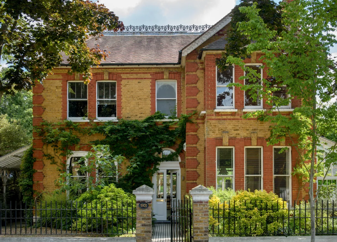 8 Favourite UK Victorian Home Designs