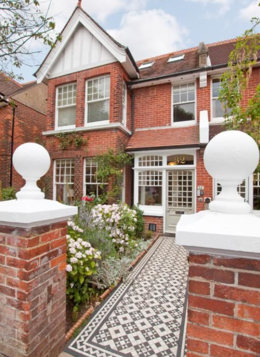 8 Favourite UK Victorian Home Designs