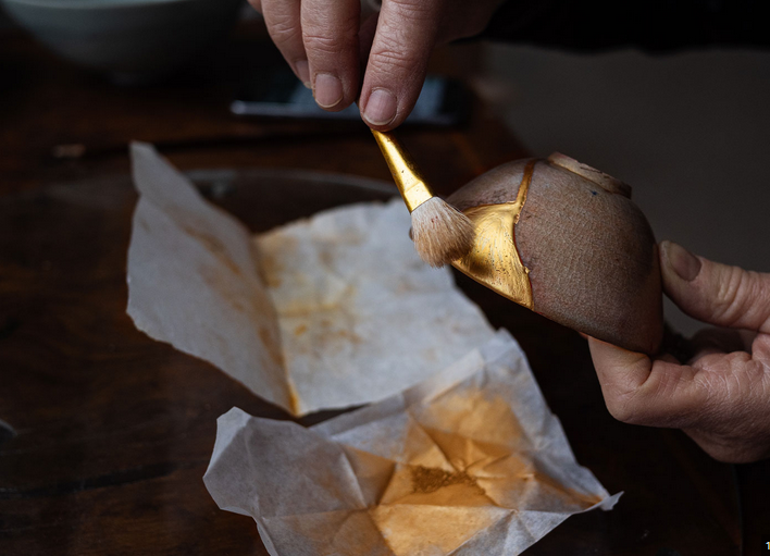 Kintsugi: History of Japanese Ceramics Repair Technique
