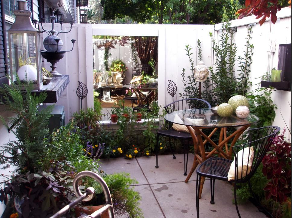 Top 10 Arousing Home Garden Decor Trends.