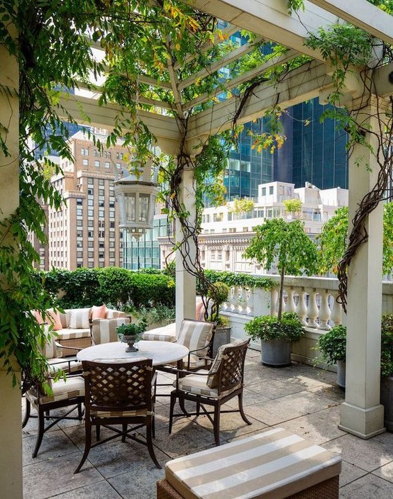 Playful and Beautiful Balcony Decor Ideas