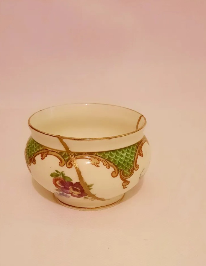 How to Use Kintsugi to Repair a Chinoiserie Vase